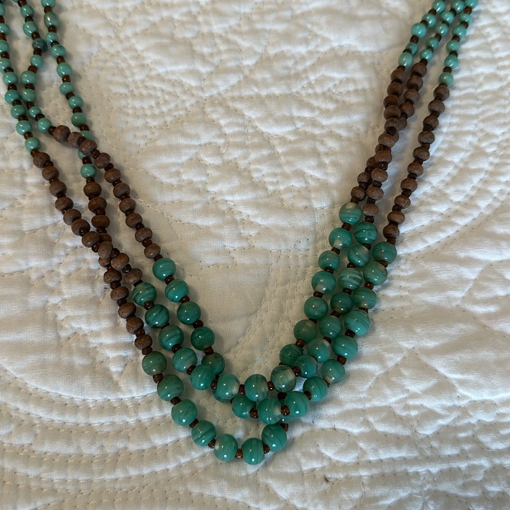 VTG: FUN Wooden and glass beads for a fun BOHO Bohemian necklace! 30”🔥 - Picture 3 of 6